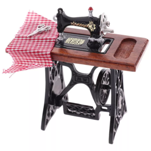 maquina de coser miniatura 3